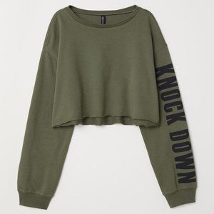 H&M Divided Khaki Green Knocked Down Cropped Sweatshirt Size Large